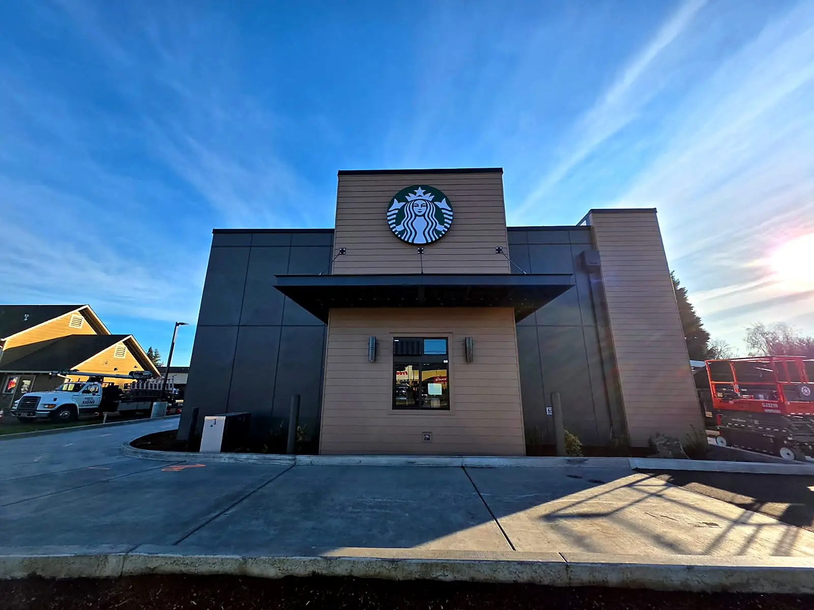 Illuminated Starbucks channel letters and Siren logo installed by ESCO Pacific